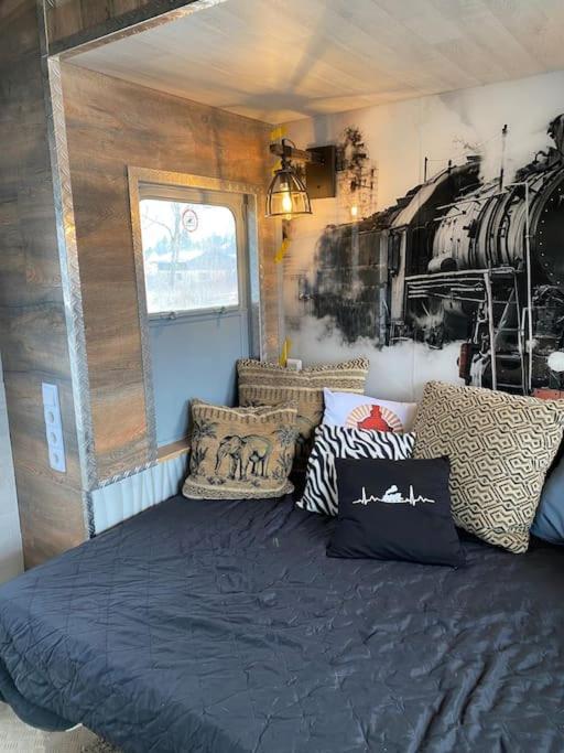 Gleis 2, Waggon Mit Ofen, Optional Mit Whirlpool Und Sauna Dahlem  Екстер'єр фото
